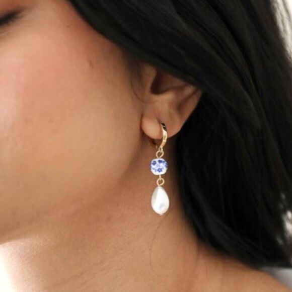 Bohemian hoop pearl drop earrings M5 - Picture 1 of 3